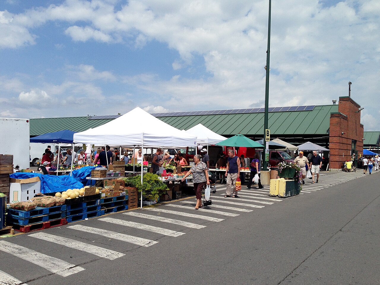 CNY Regional Market Syracuse NY farmers market fresh produce